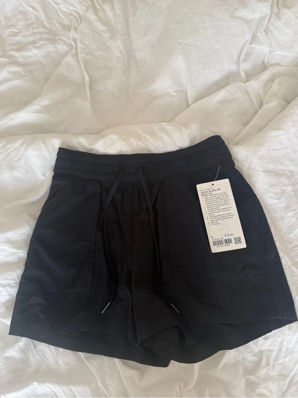 Lululemon Women’s Black Dance Studio Short 3.5”